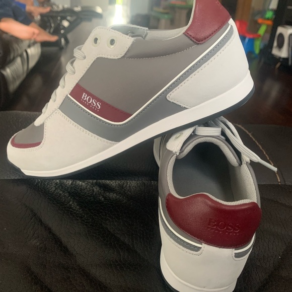 Hugo boss man sneakers. Brand new size 6. Come with box and receipt - Picture 1 of 3